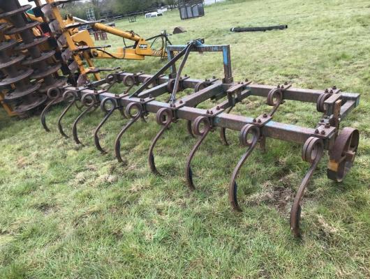 4 metre rigid pigtail cultivator with levelling wheels £750 plus vat £900
