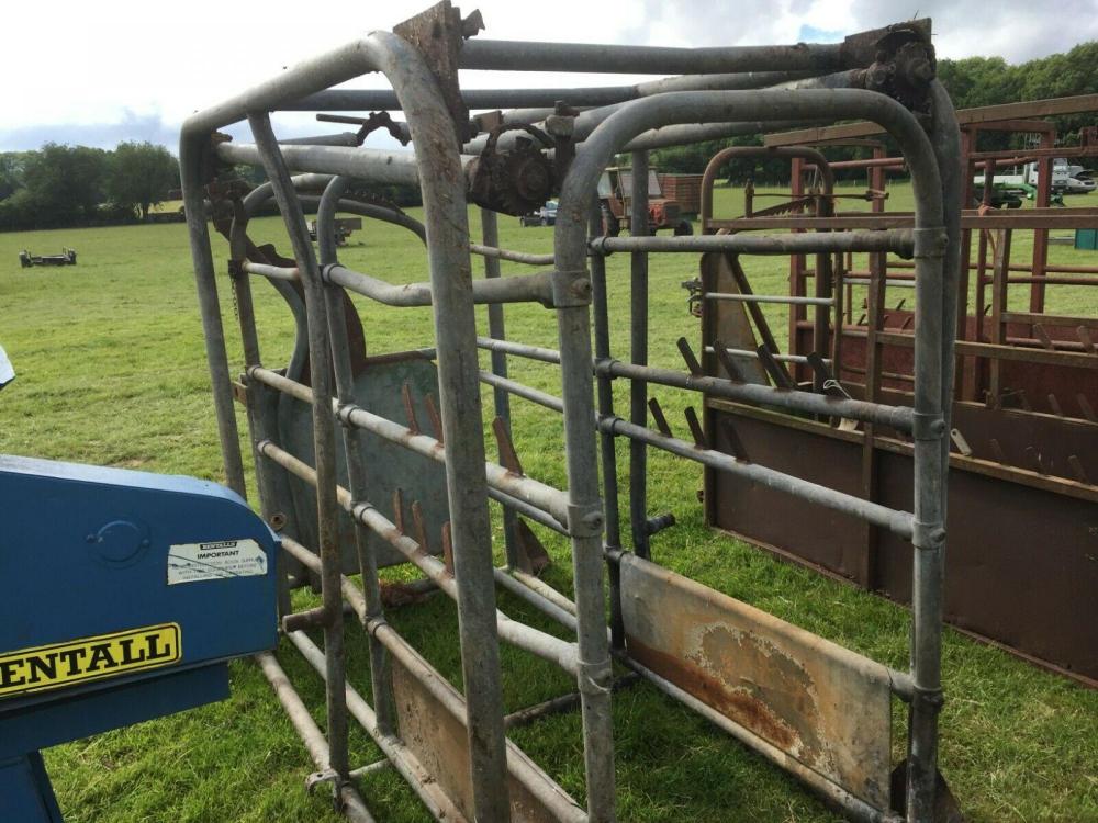Cattle Crush £390 plus vat £468 Cattle Crush £390 plus vat £468