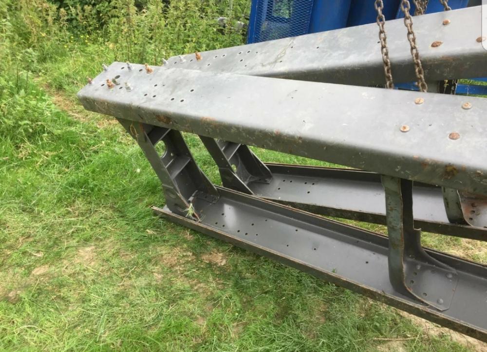 Lorry chassis Volvo £180