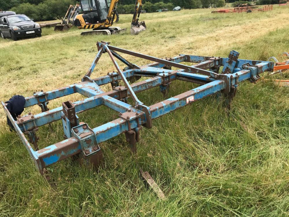 Ransomes 3 metre front mounted tractor cultivator