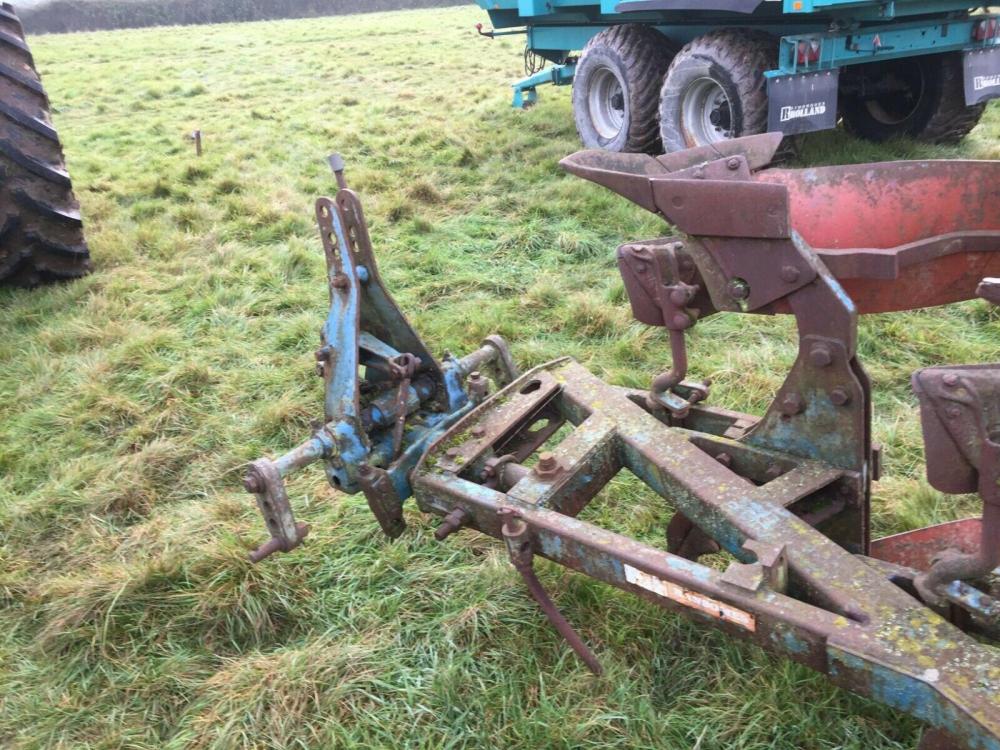 Ransomes 3 Furrow reversible plough £450 plus vat £540