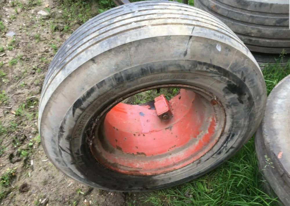 Implement tyres 10.50 R 16 £70