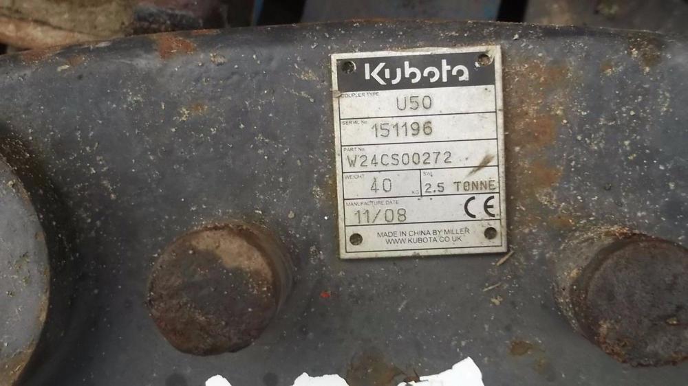 Quick Hitch - 45 mm pins - Kubota U50 2.5 tonne £350 plus vat £420
